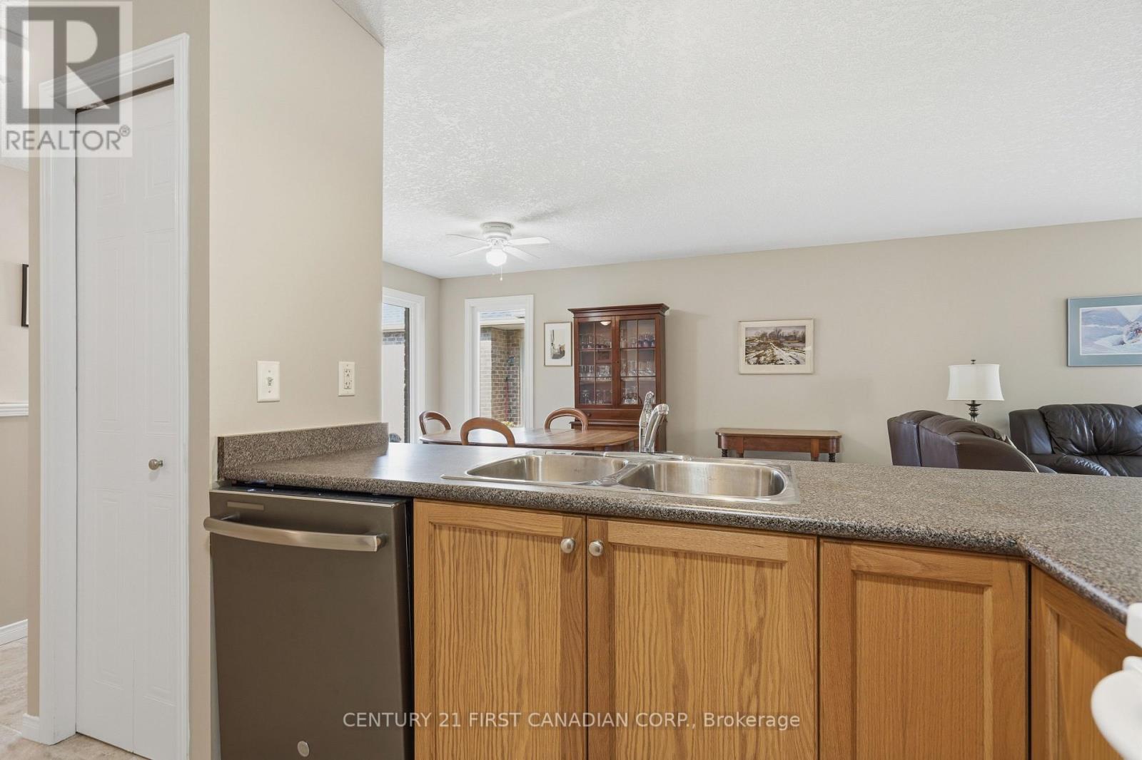 #9 1853 BLACKWATER ROAD - 10