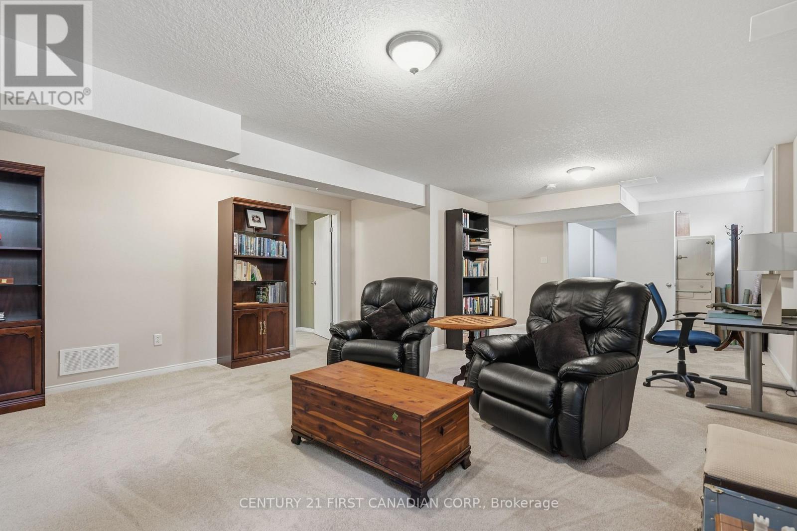 #9 1853 BLACKWATER ROAD - 22