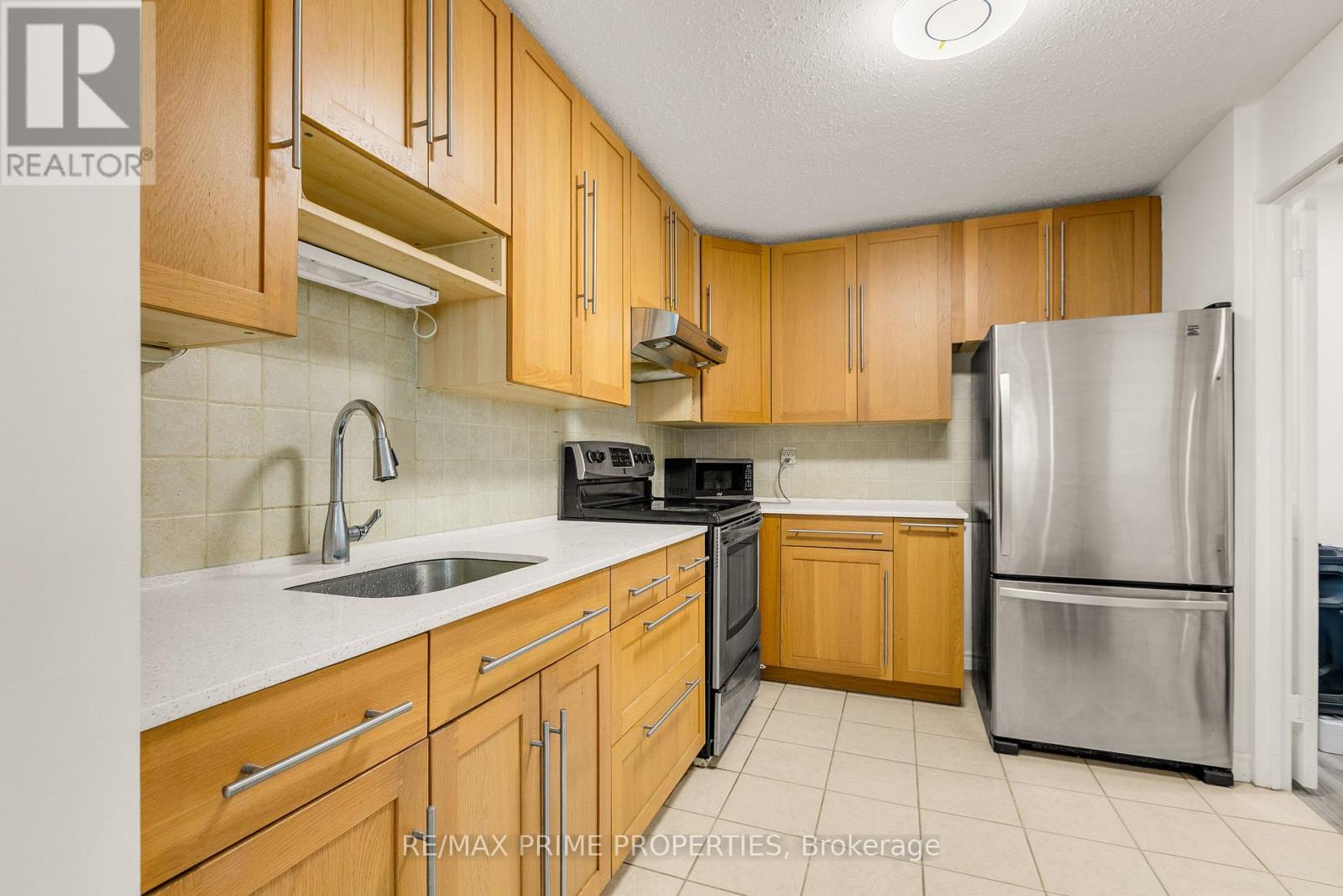 #313 1505 BASELINE ROAD - 17