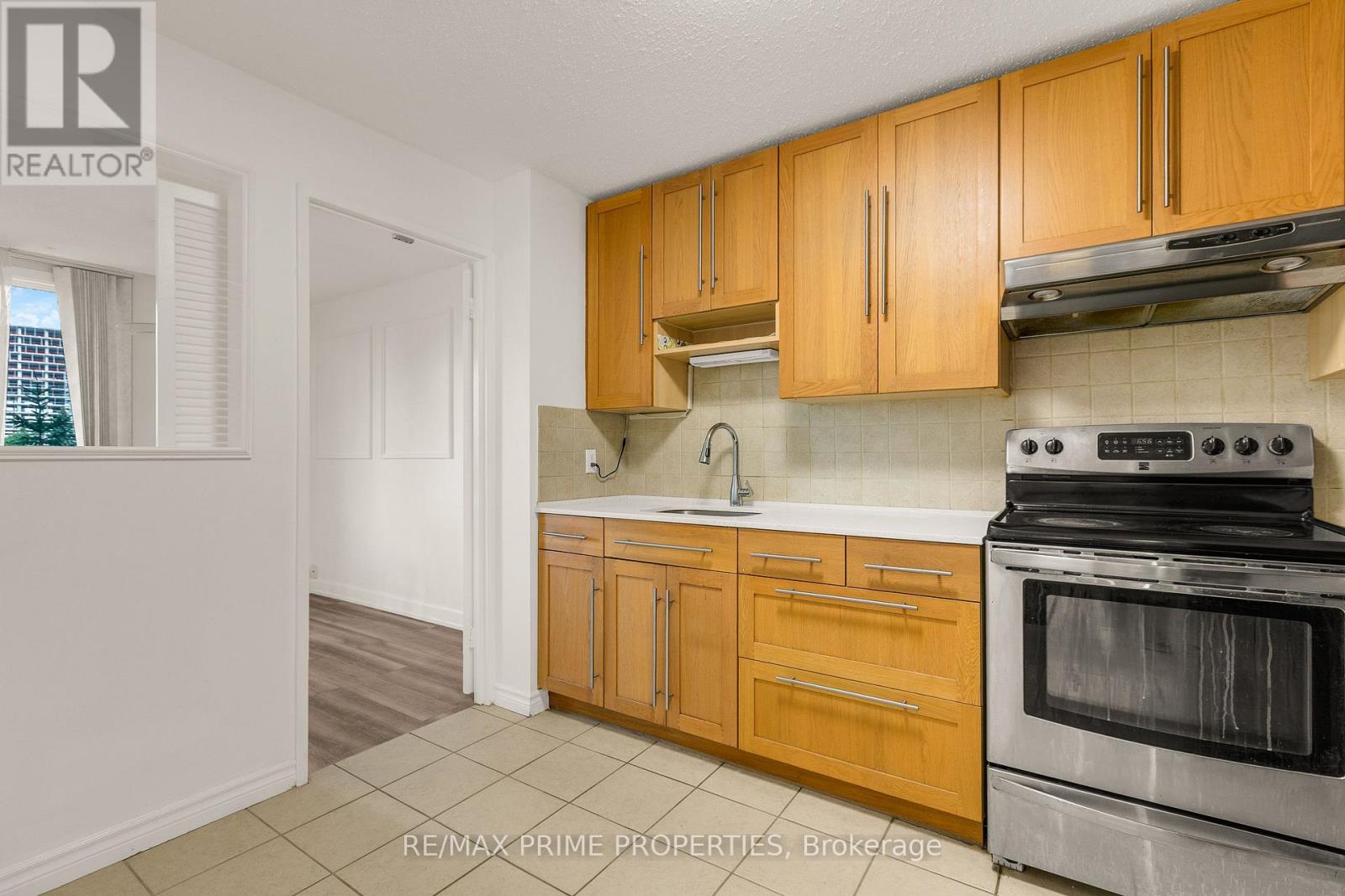#313 1505 BASELINE ROAD - 19
