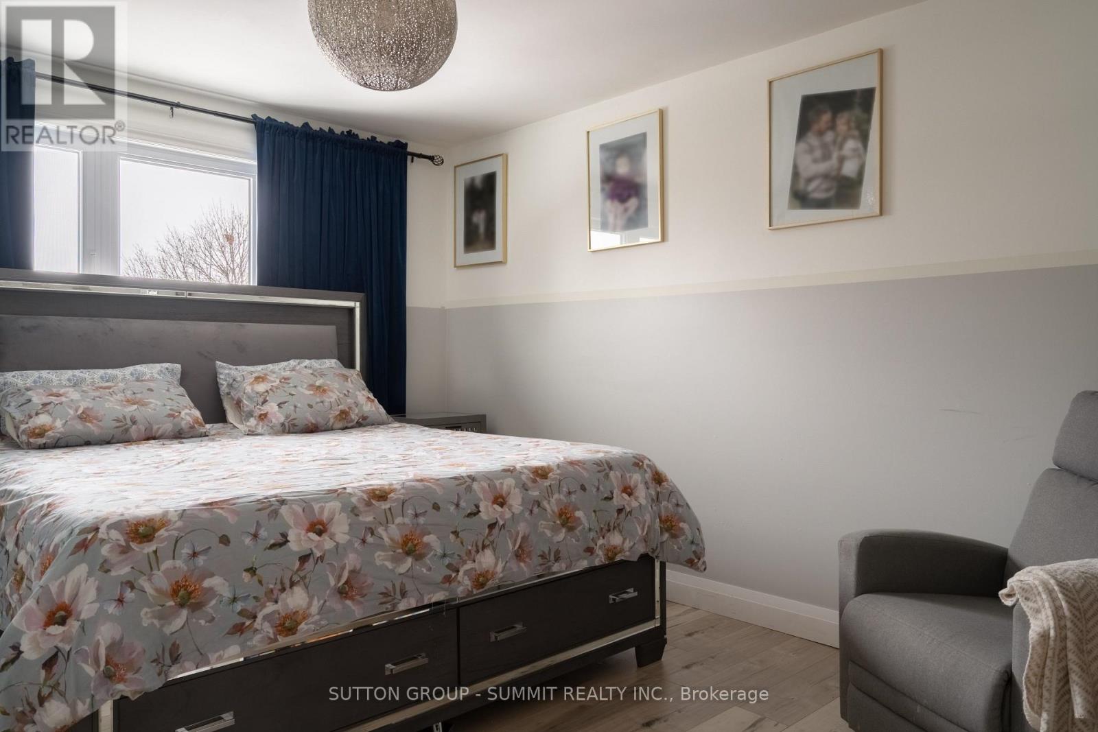 30 BUCHANAN CRESCENT - 21