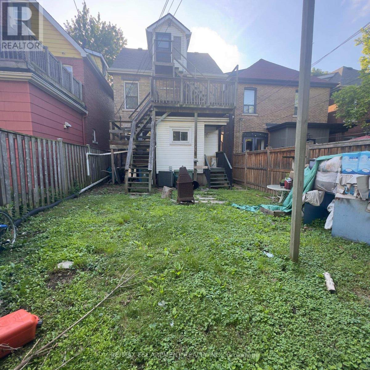 33 CEDAR AVENUE - 2