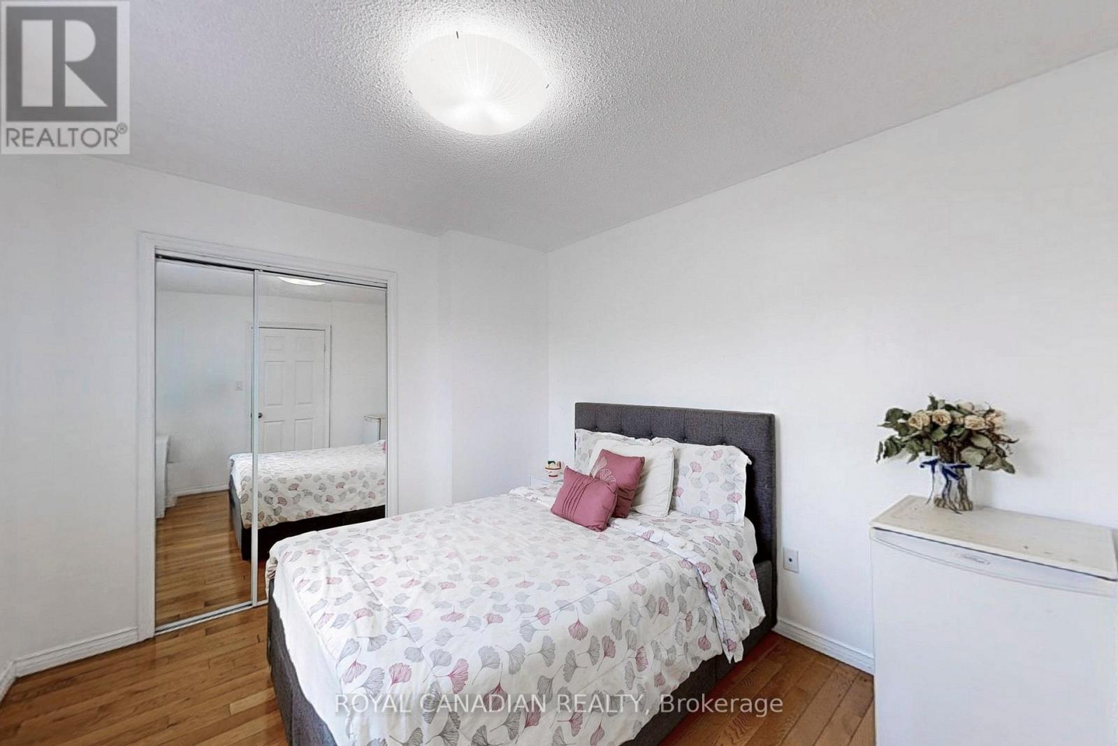 18 MILLPOND PLACE - 23
