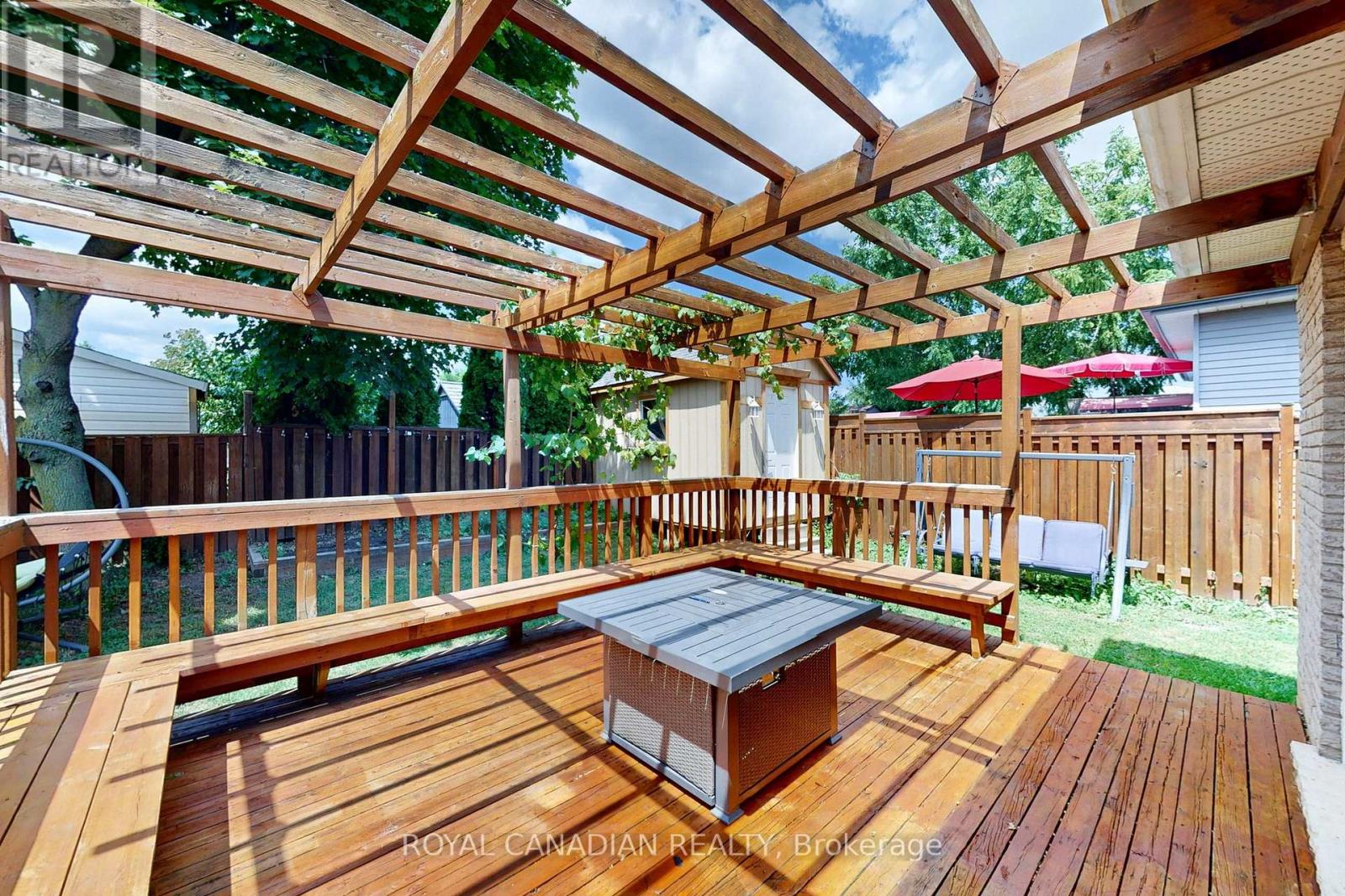 18 MILLPOND PLACE - 37