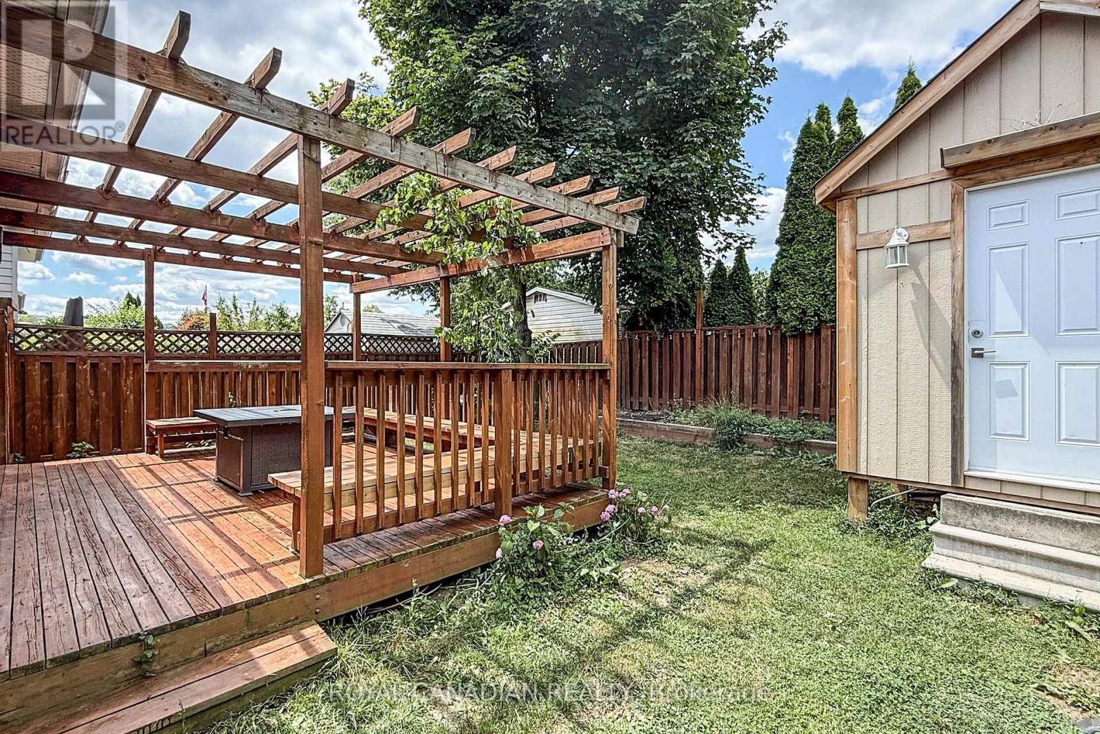 18 MILLPOND PLACE - 38