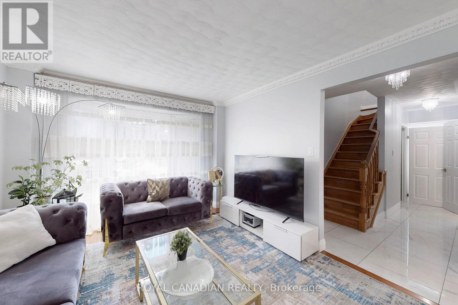 18 MILLPOND PLACE - 4