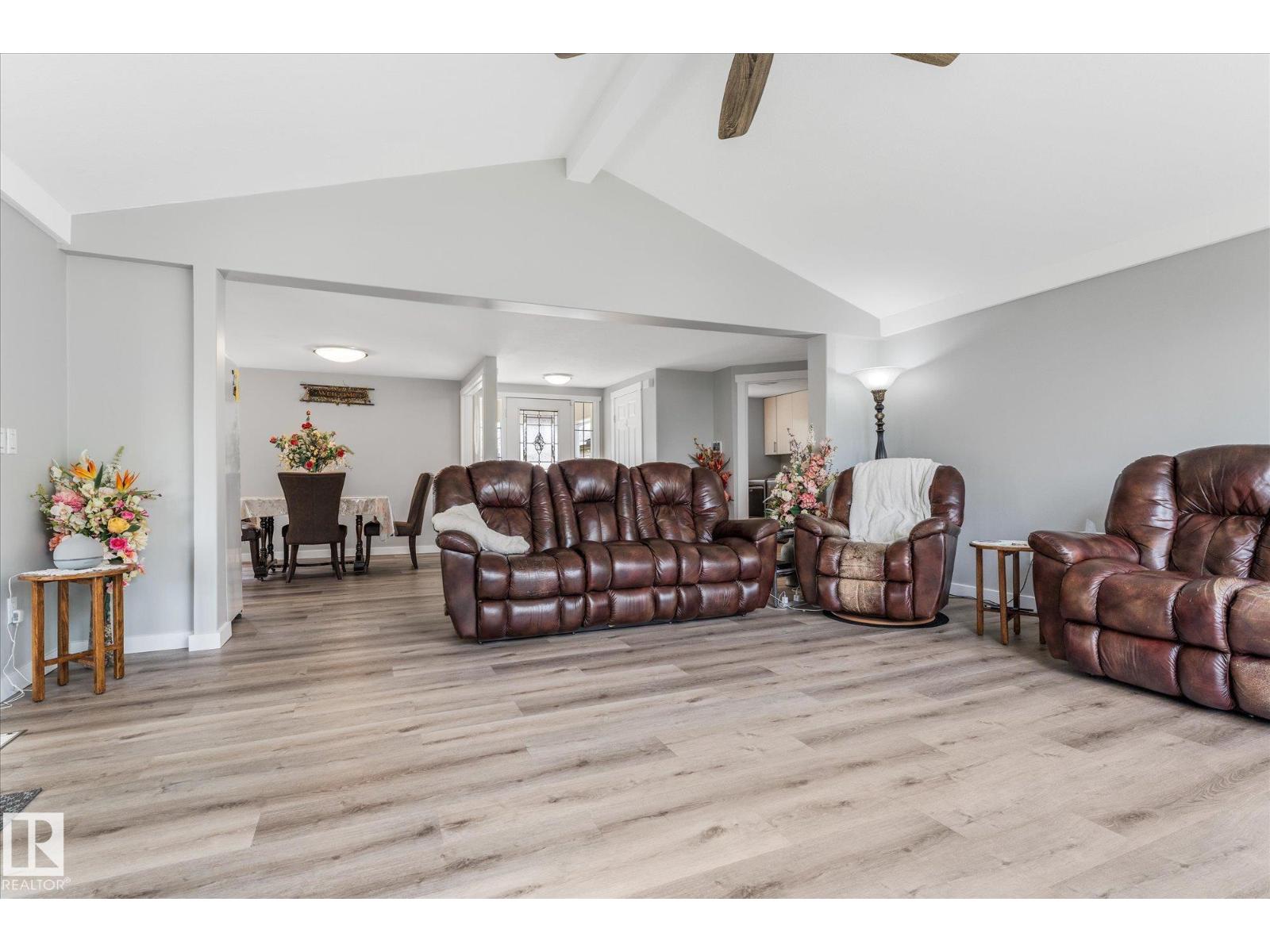 41 9002 Hwy 16 - 18
