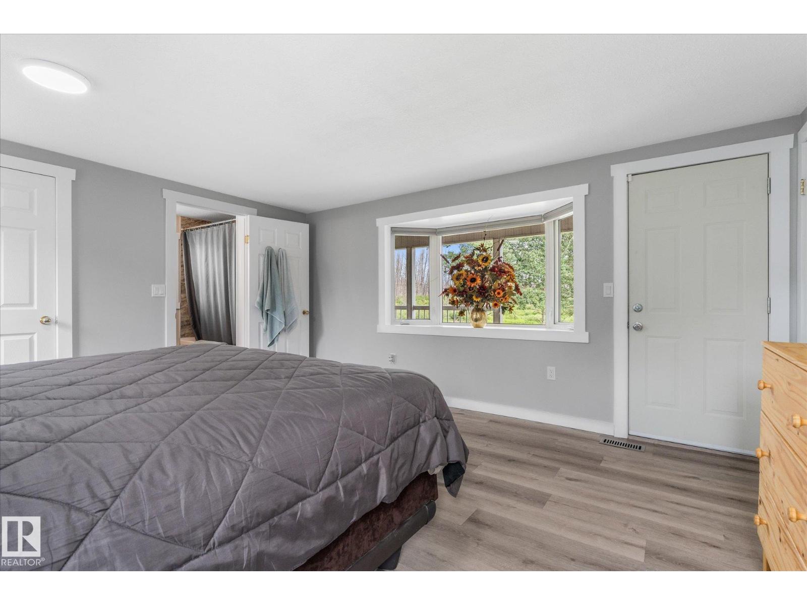 41 9002 Hwy 16 - 21