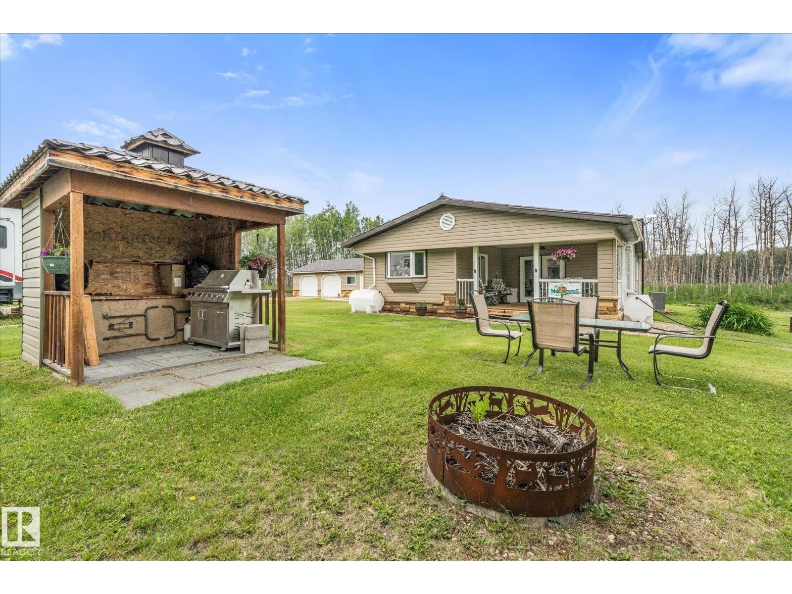 41 9002 Hwy 16 - 38