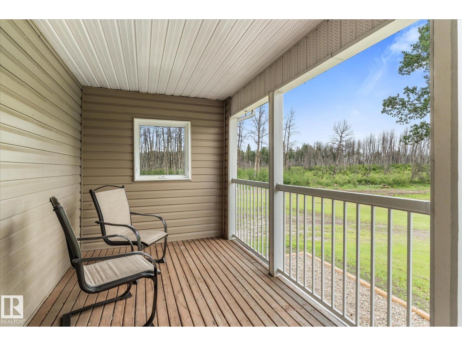 41 9002 Hwy 16 - 40