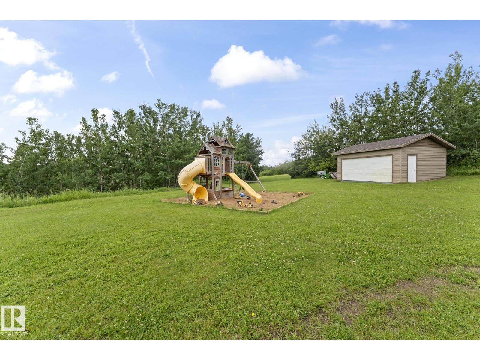 7 61130 465 Rge RD - 43
