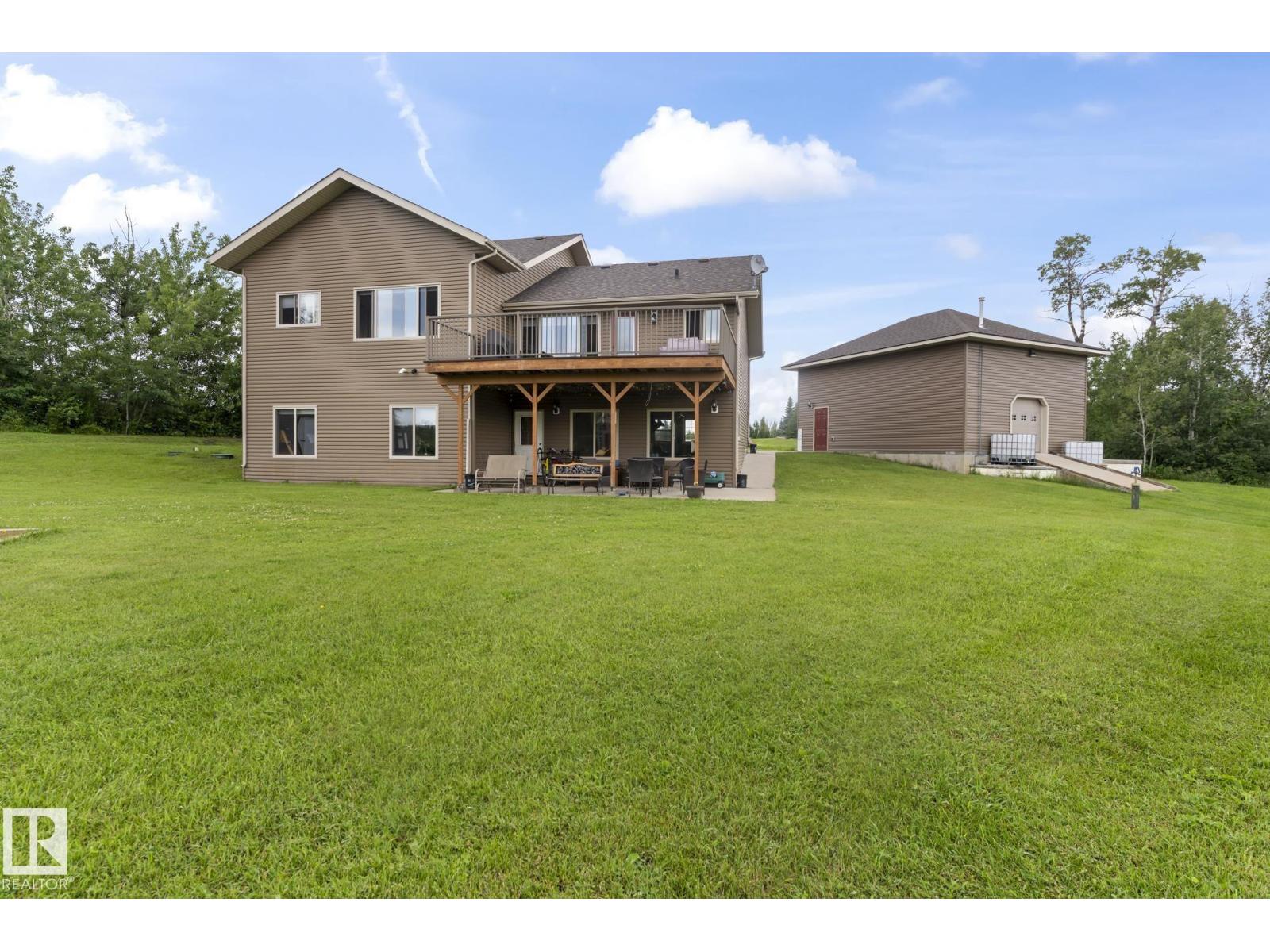 7 61130 465 Rge RD - 44
