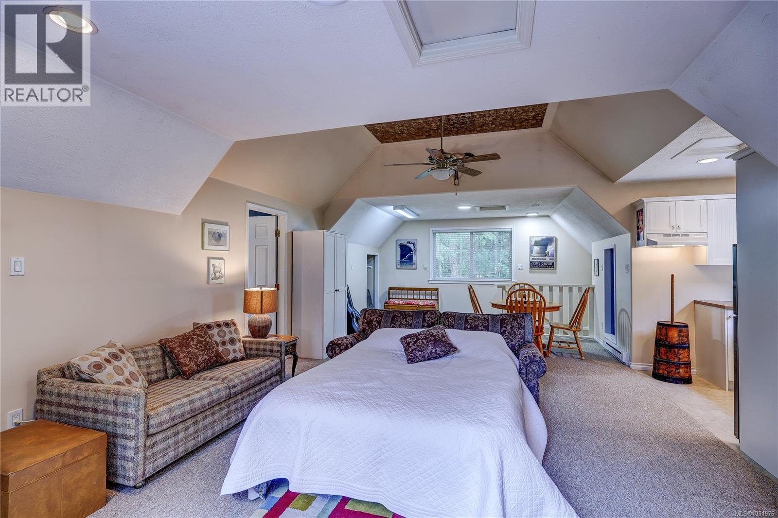 1377 Meadowood Way - 44