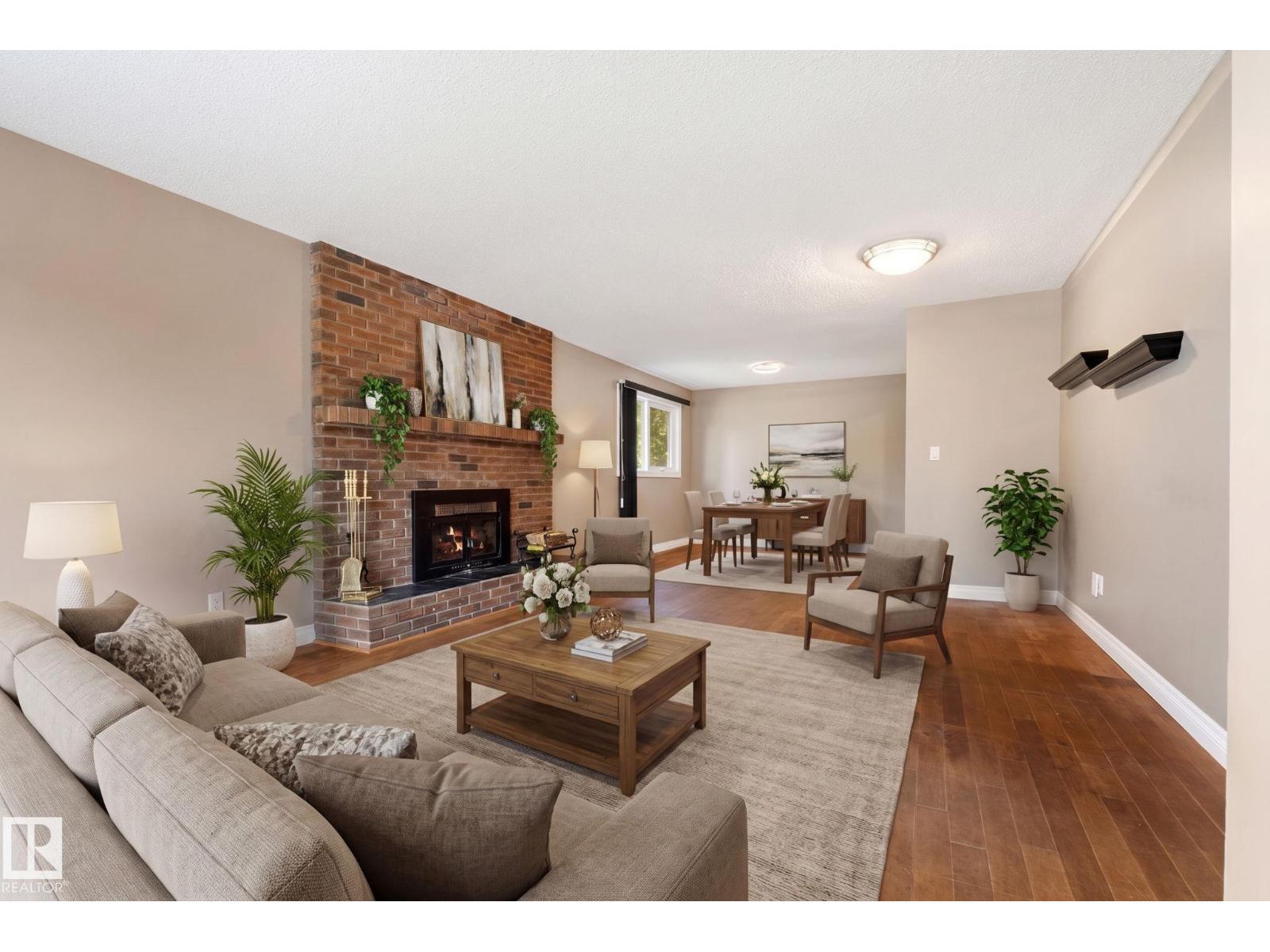 45 WHITEHALL CR - 10