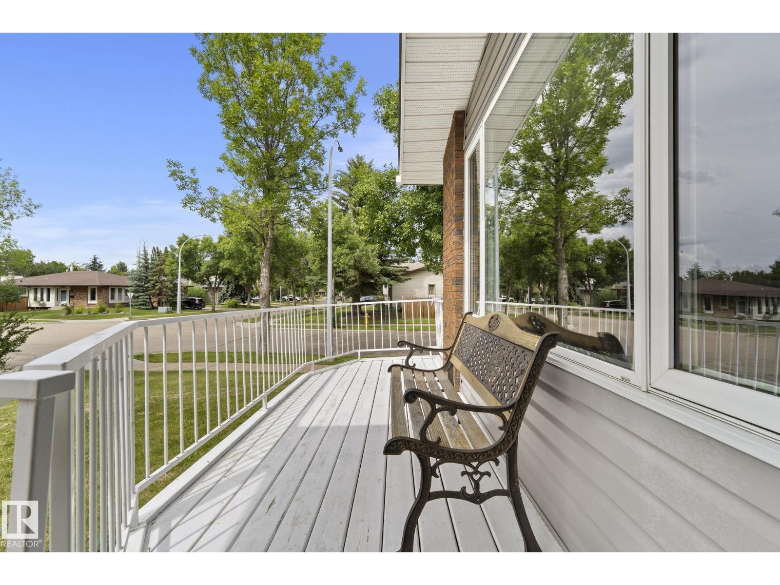 45 WHITEHALL CR - 6