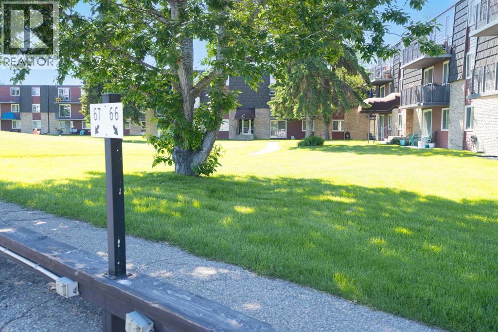 #17C 80 Galbraith Drive SW - 27