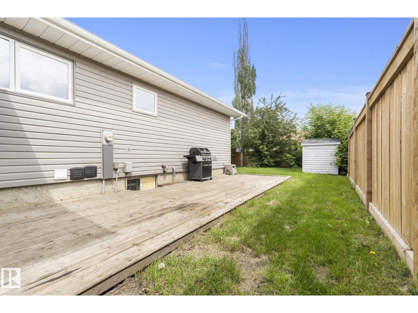45 WHITEHALL CR - 54