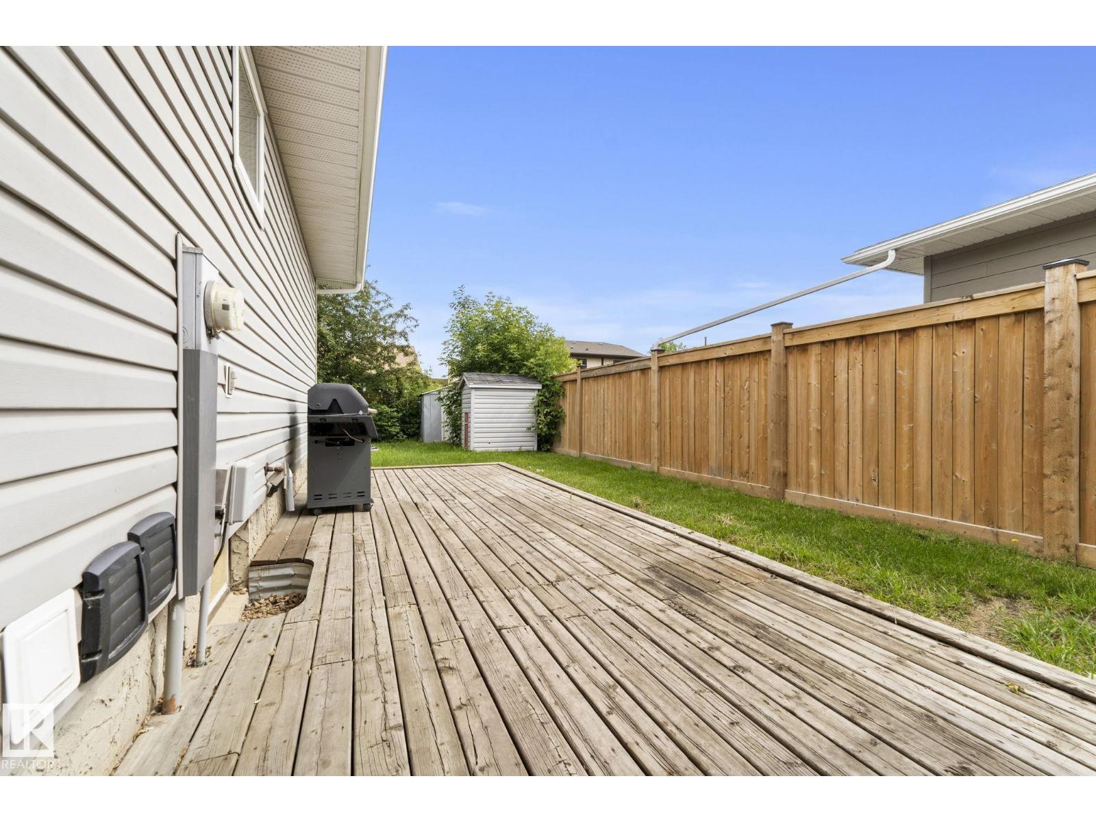 45 WHITEHALL CR - 53
