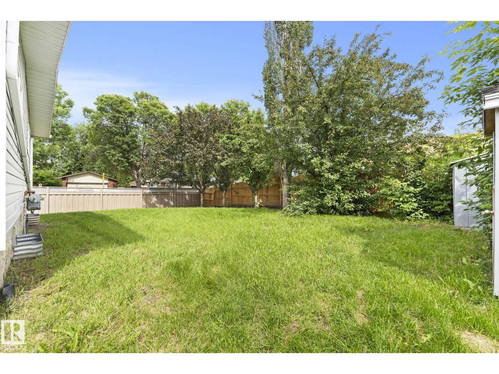 45 WHITEHALL CR - 56