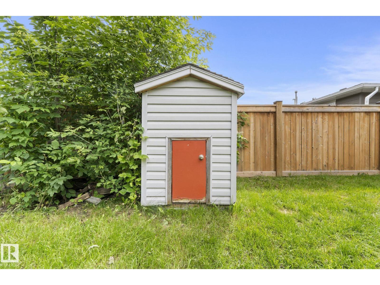 45 WHITEHALL CR - 57