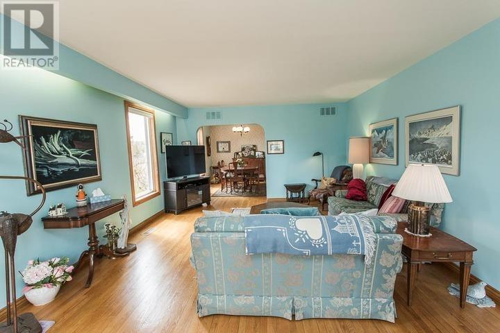 1173 Richards ST, St. Joseph Township - 14