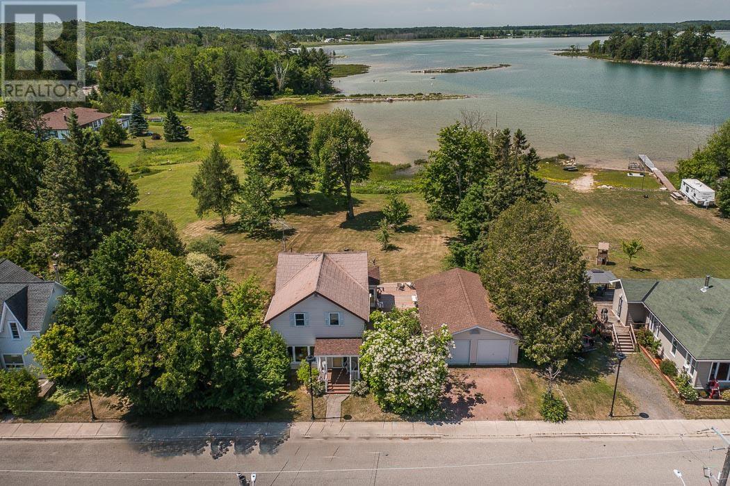 1173 Richards ST, St. Joseph Township - 40