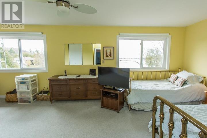 1173 Richards ST, St. Joseph Township - 26