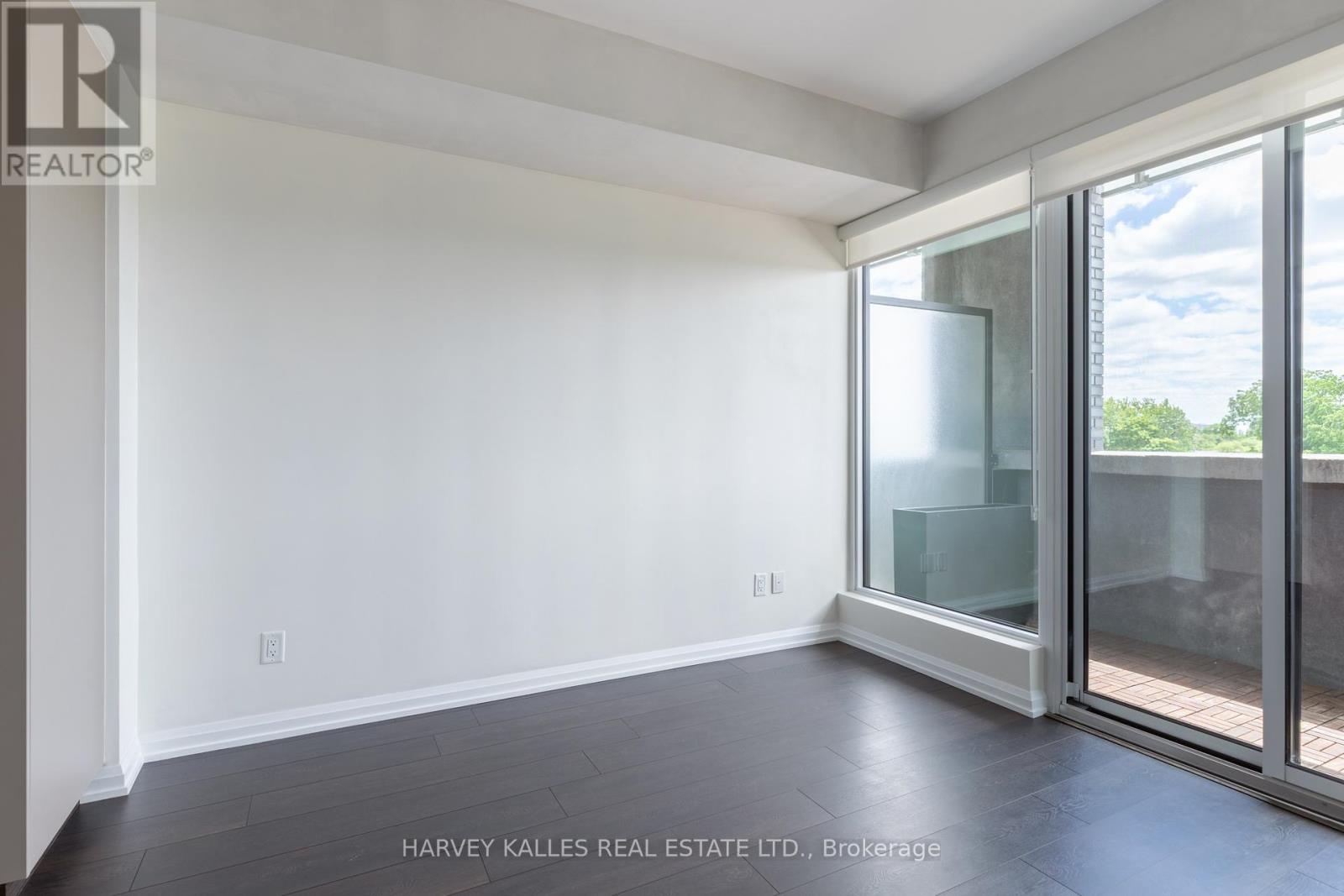 #412 4208 DUNDAS STREET W - 12