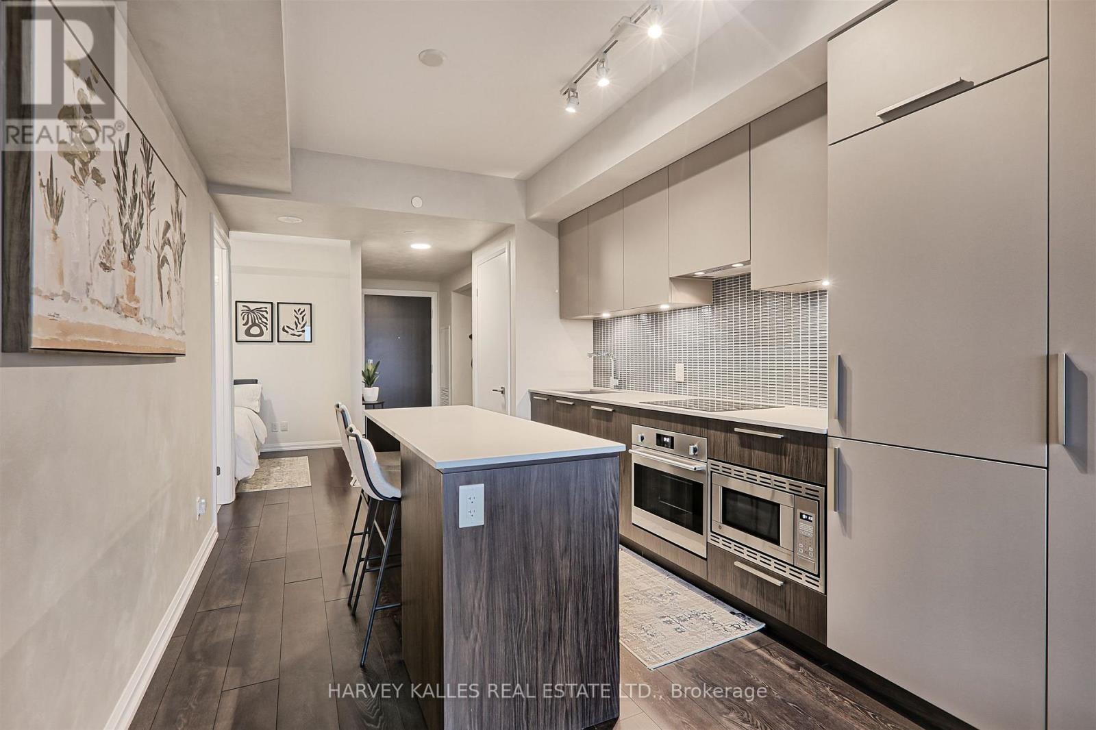 #412 4208 DUNDAS STREET W - 9