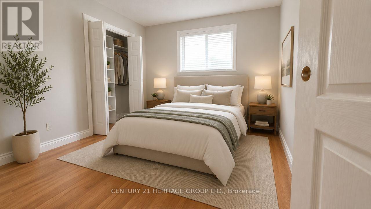 73 HUTTON CRESCENT - 16