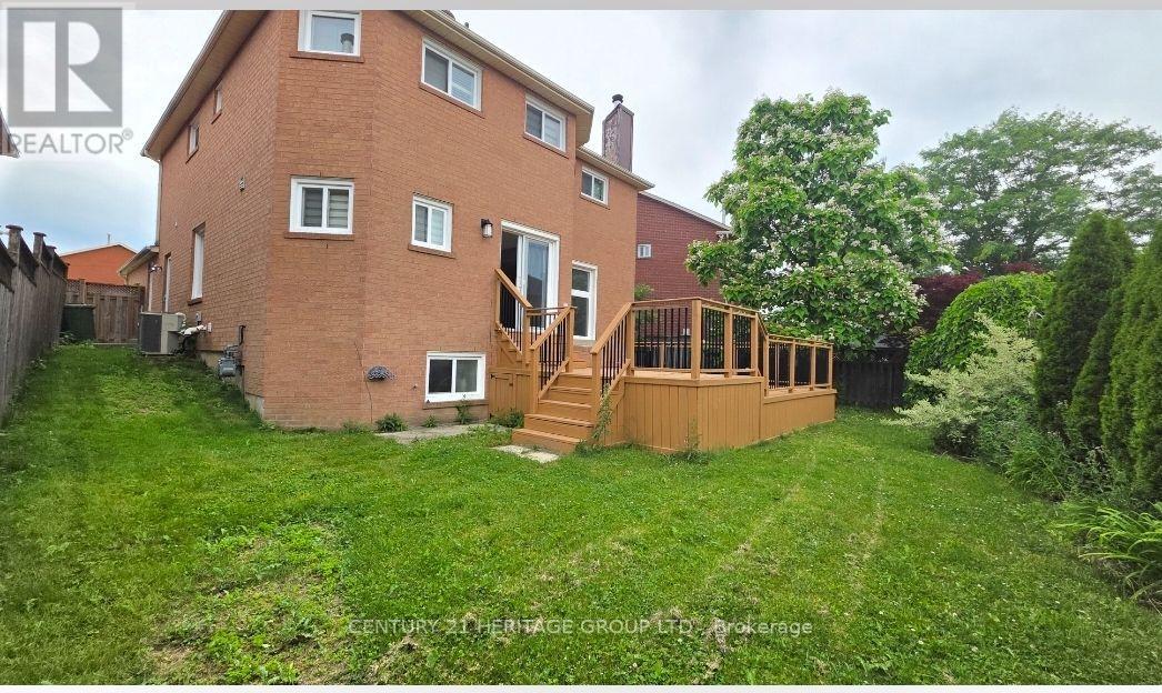 73 HUTTON CRESCENT - 23