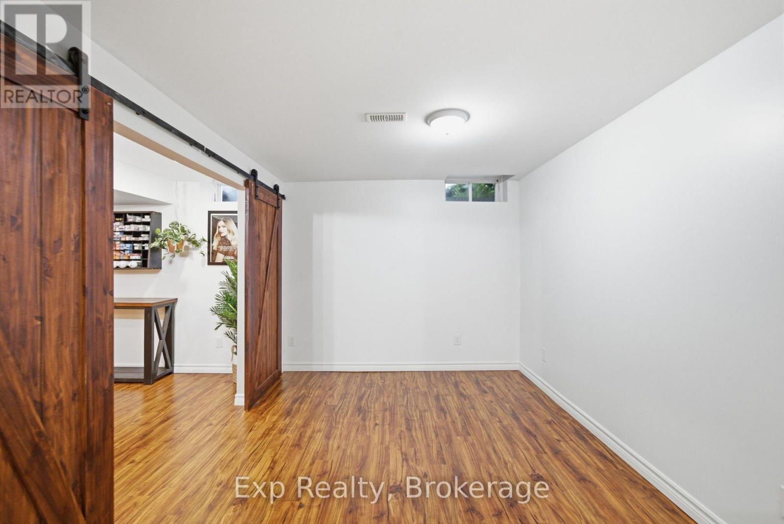 26 WILLIAM FAIR DRIVE - 38