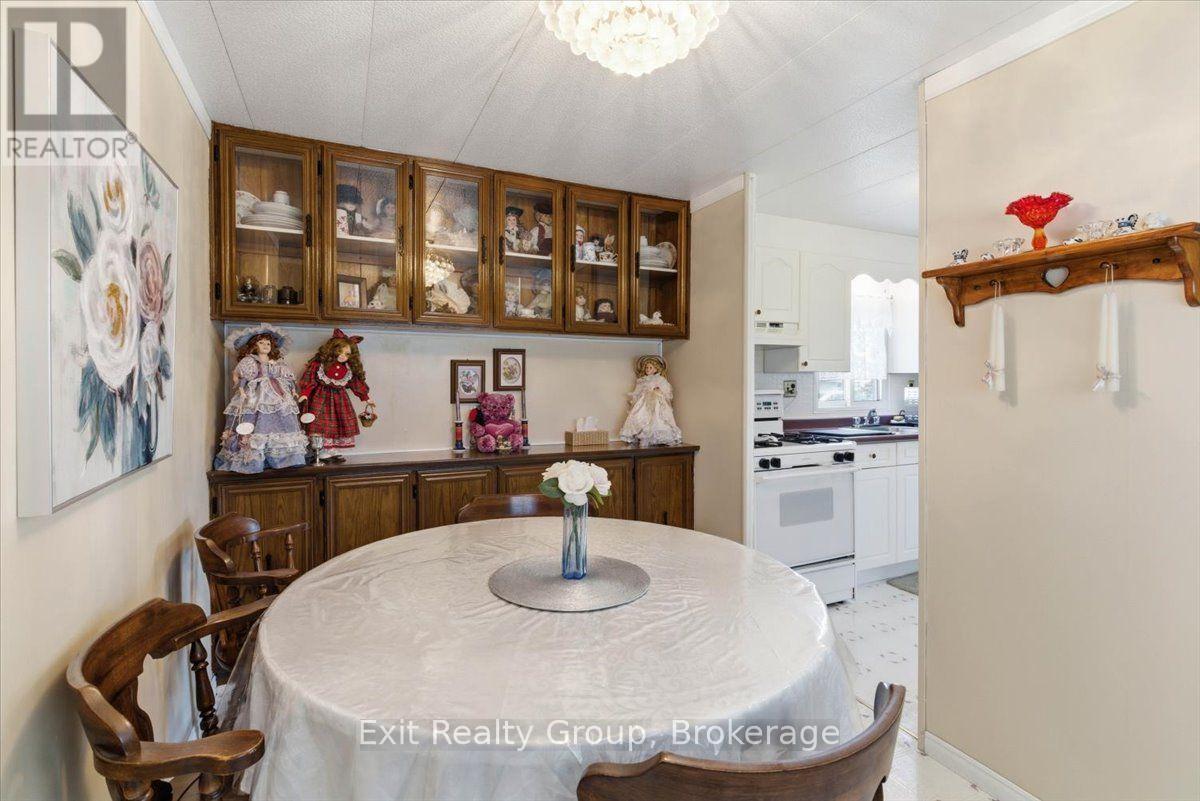 5 CHAPEL BOULEVARD - 11