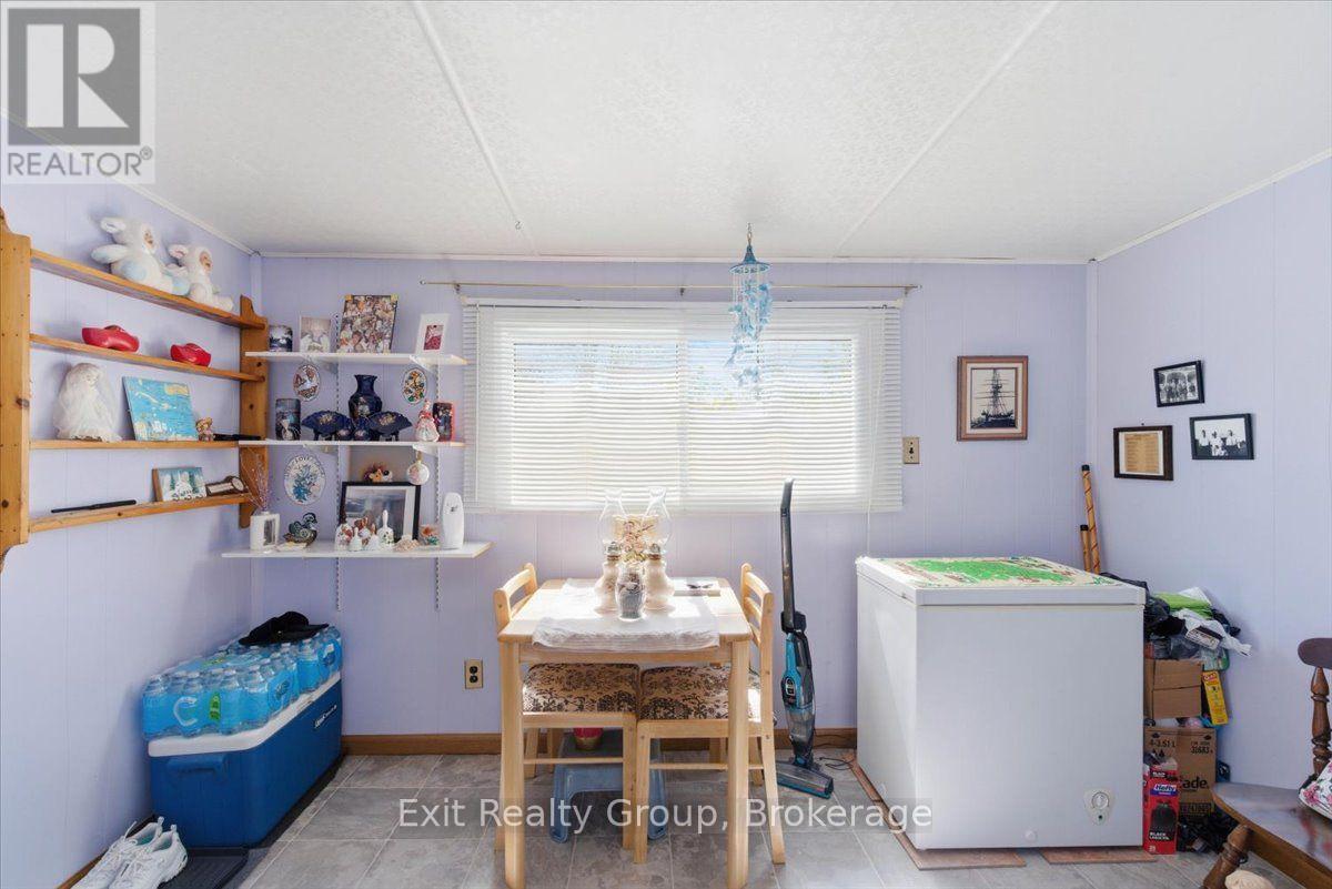 5 CHAPEL BOULEVARD - 25