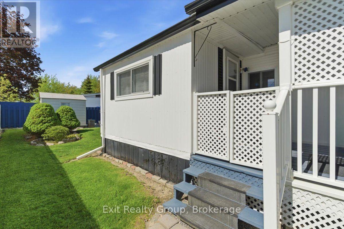 5 CHAPEL BOULEVARD - 30