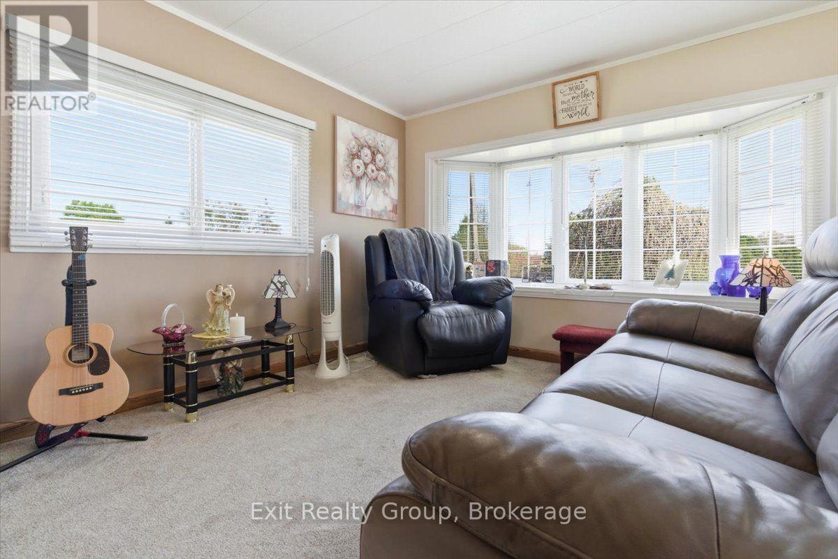 5 CHAPEL BOULEVARD - 4