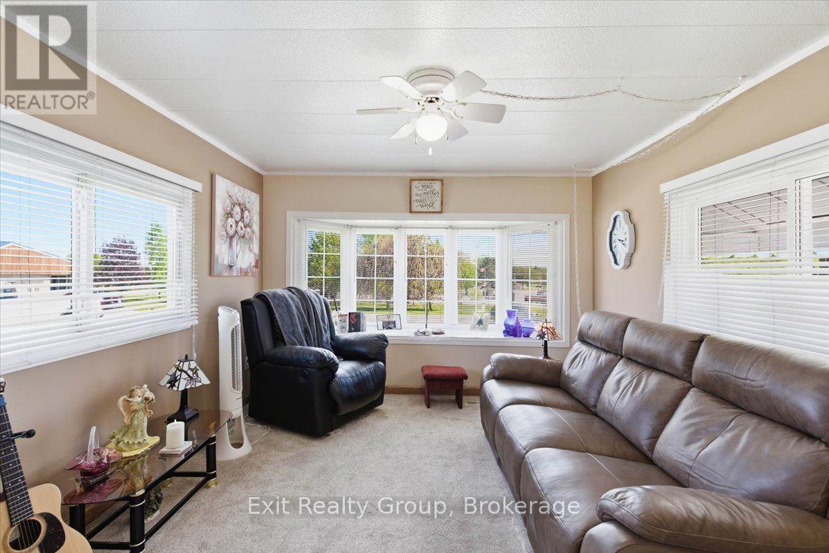 5 CHAPEL BOULEVARD - 6