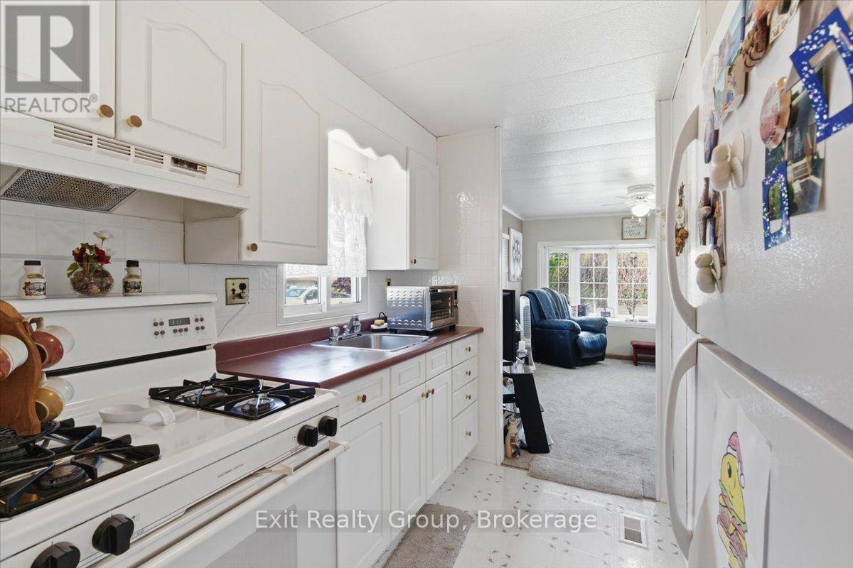 5 CHAPEL BOULEVARD - 9