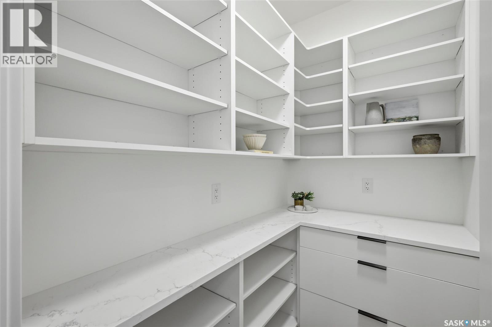 1516 Ewart AVENUE - Image 17