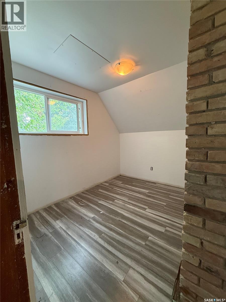 1320 Lorne AVENUE - 19