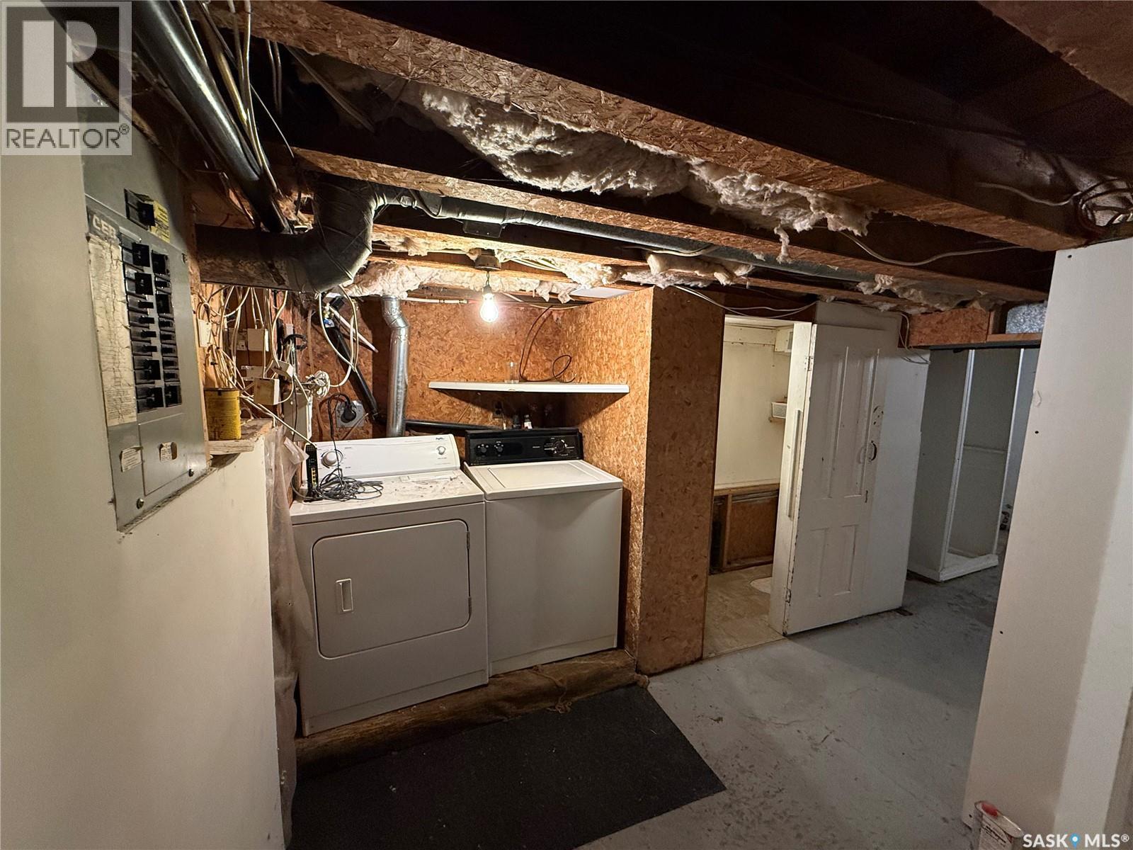 1320 Lorne AVENUE — photo 21