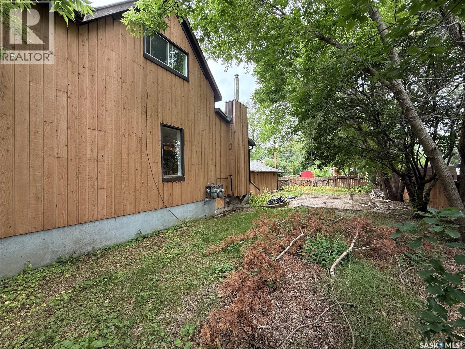 1320 Lorne AVENUE — photo 32