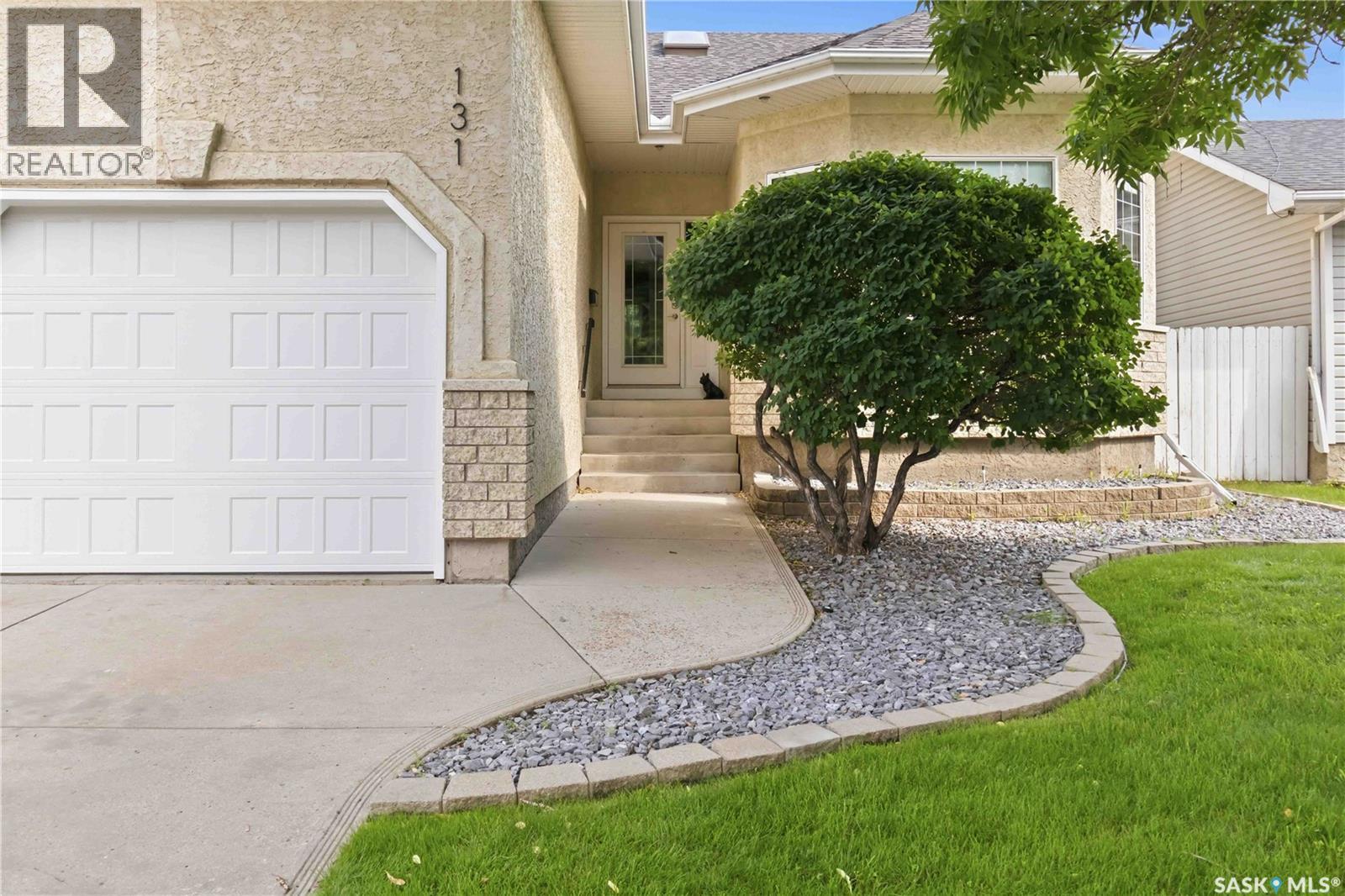 131 MENDEL CRESCENT — photo 6