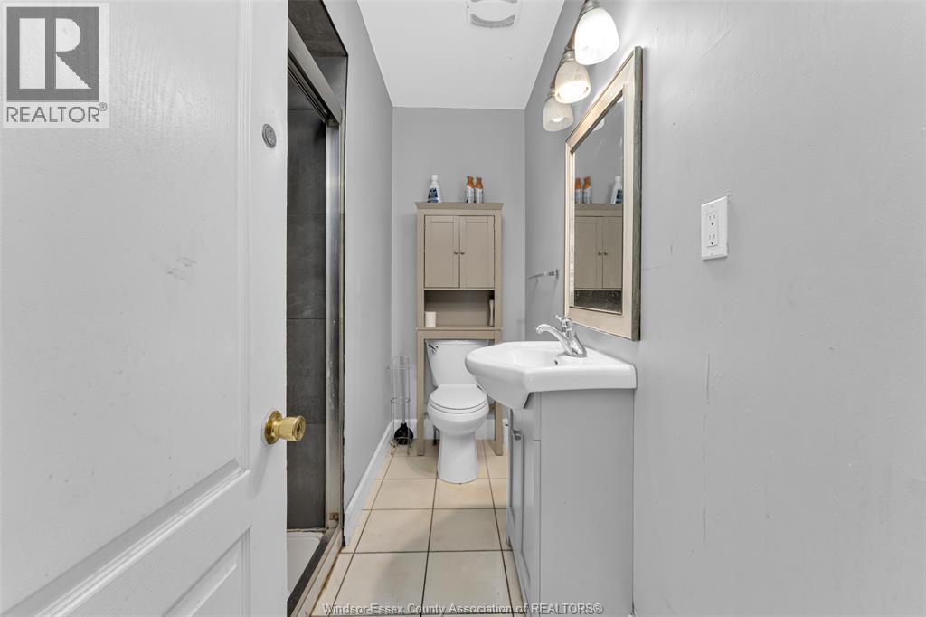 673 RANDOLPH AVENUE - 12
