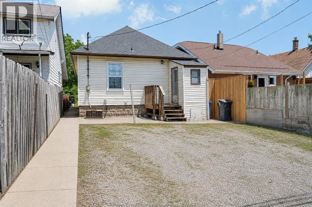 673 RANDOLPH AVENUE - 14