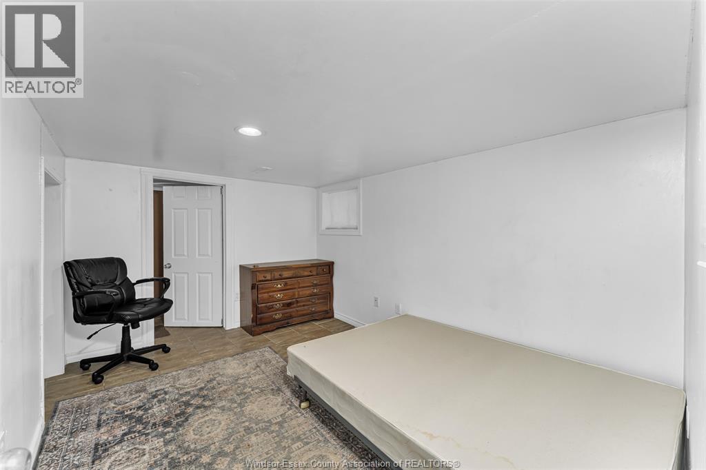 673 RANDOLPH AVENUE - 11