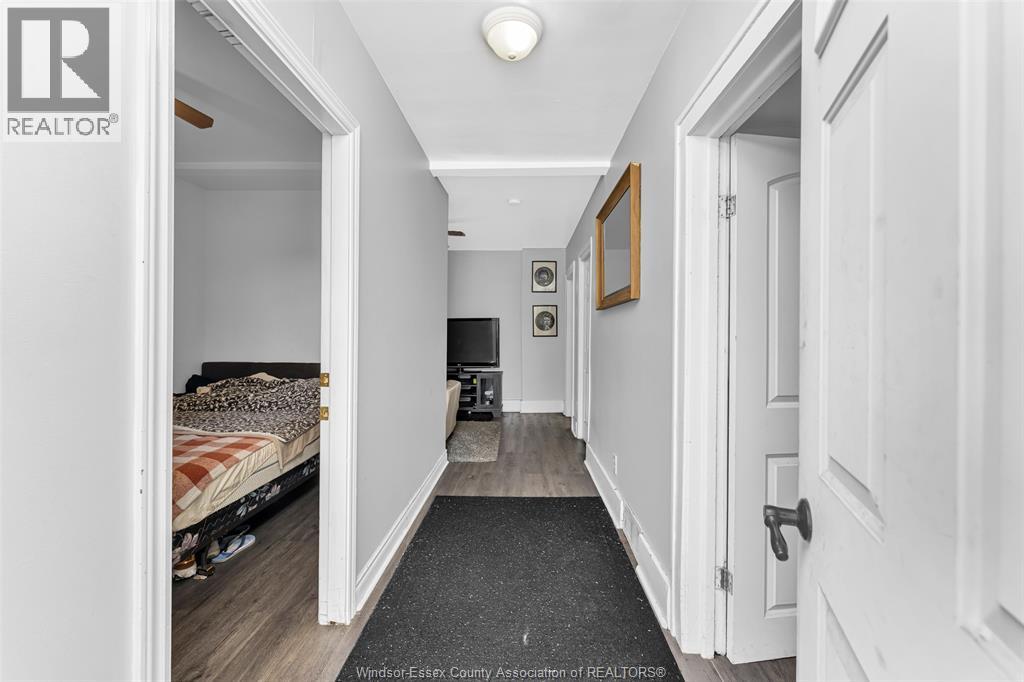 673 RANDOLPH AVENUE - 2