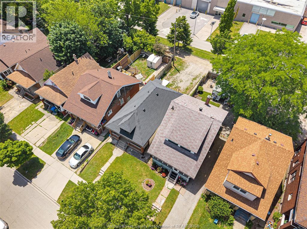673 RANDOLPH AVENUE - 15