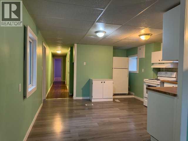 112, 810 56 Street - 12