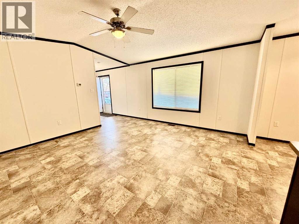 26, 1609 14 Street - 13